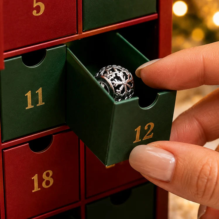 🎄 24 Days of Christmas Magic — Create Your Own Charm Bracelets!